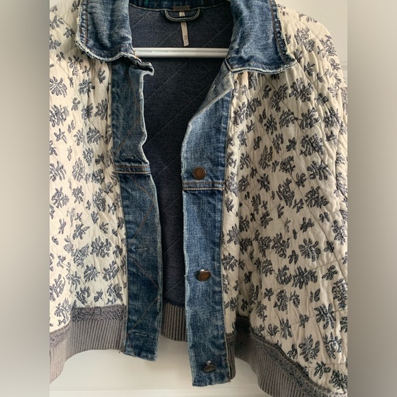 Free People Ditsy Denim Jacket XS/S - Picture 3 of 9
